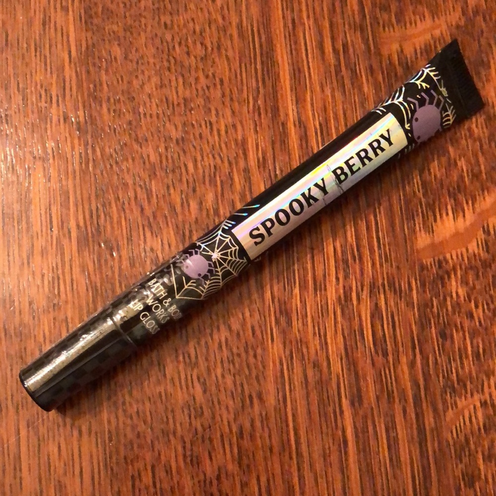 👻 Spooky Berry Lip Gloss BBW — New and Sealed — Halloween 2021